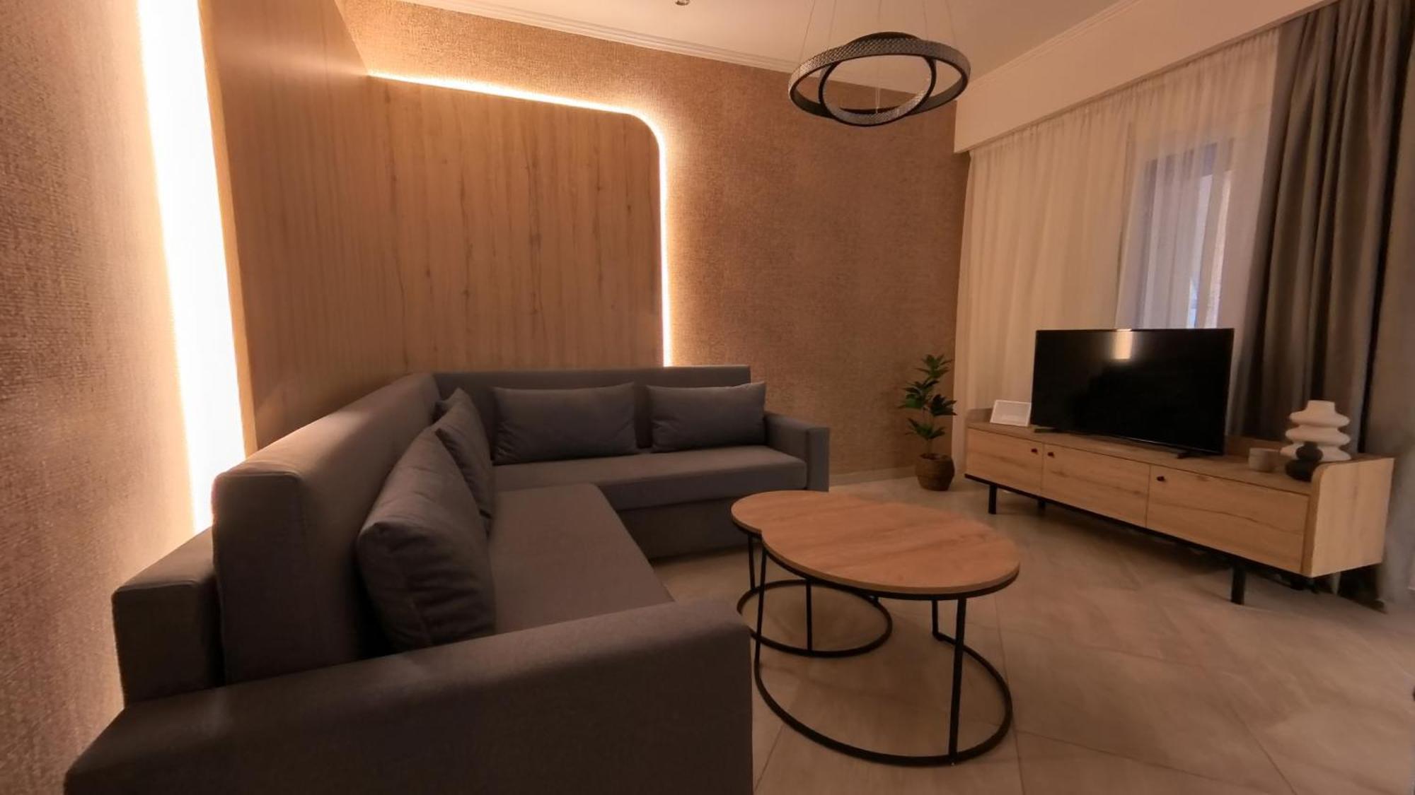 Mouson Luxury Suite With Free Private Parking Kavála Exterior photo