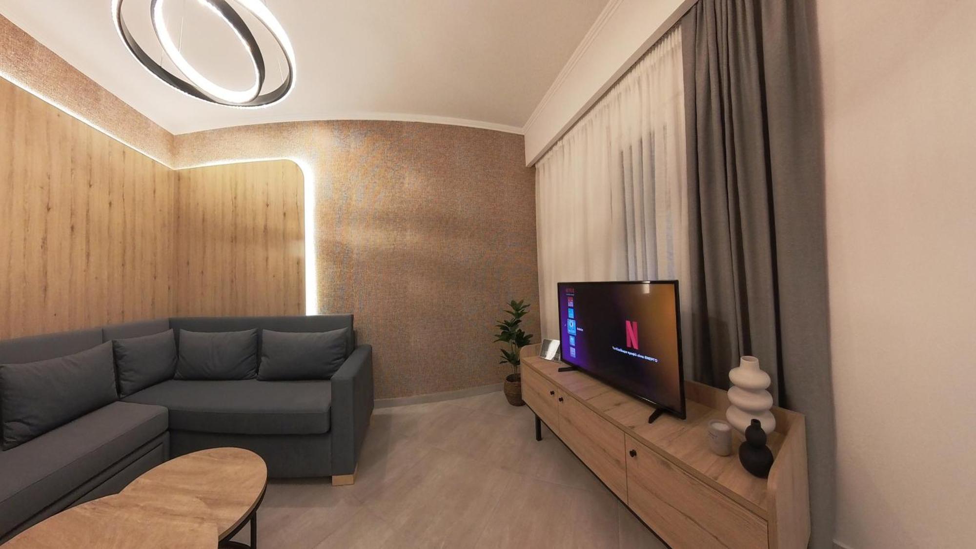 Mouson Luxury Suite With Free Private Parking Kavála Exterior photo